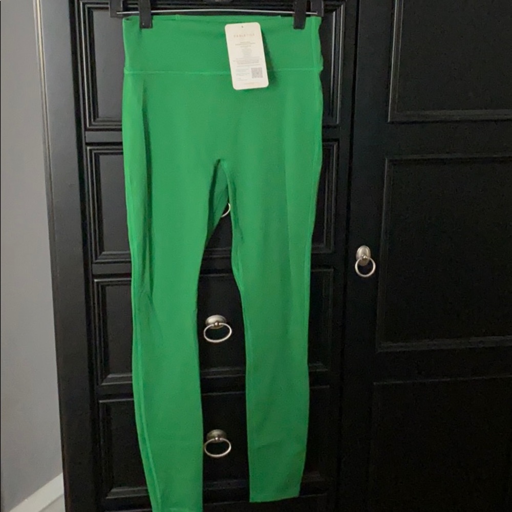 Fabletics Trinity High Waisted Pocket Legging